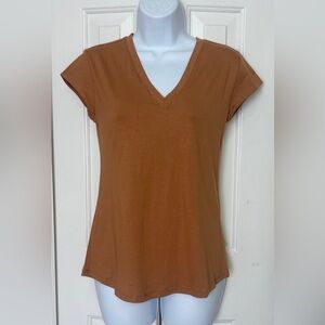 Universal Standard Tan V-Neck Short Sleeve Tee